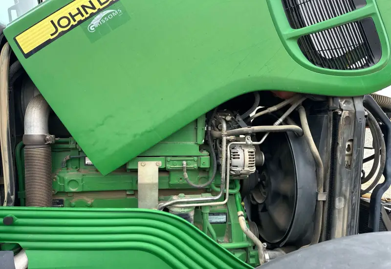 2010 John Deere 7330 photo 40