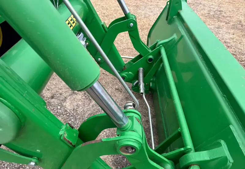 2012 John Deere 6150R photo 24