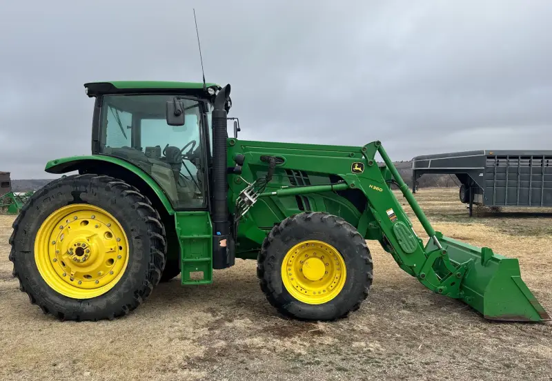 2012 John Deere 6150R photo 4