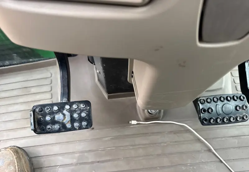 2012 John Deere 6150R photo 48