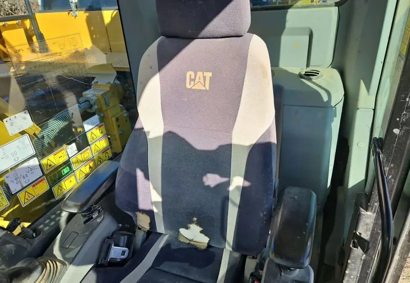 2016 Caterpillar 323FL photo 33