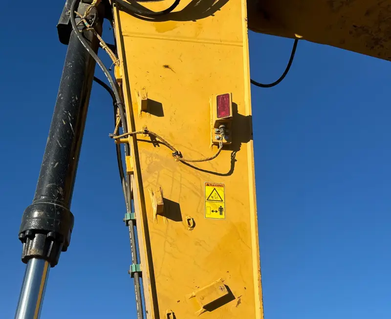 2017 Caterpillar 323FL photo 10