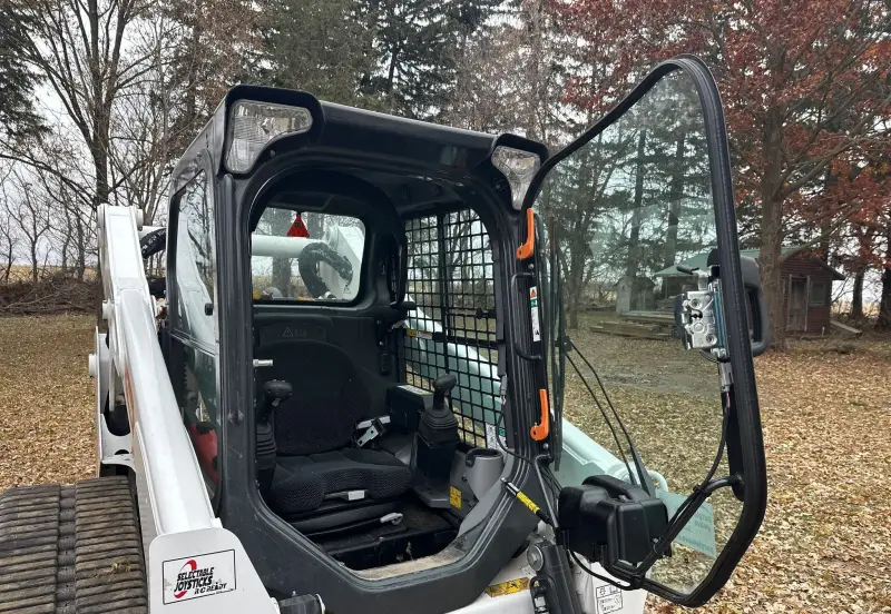 2024 Bobcat T770 photo 48