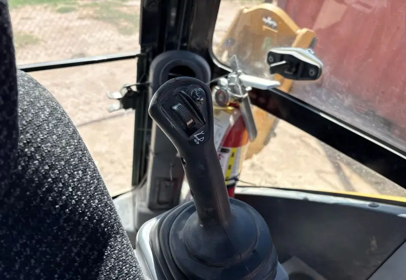 2019 Caterpillar 420F2 IT photo 65