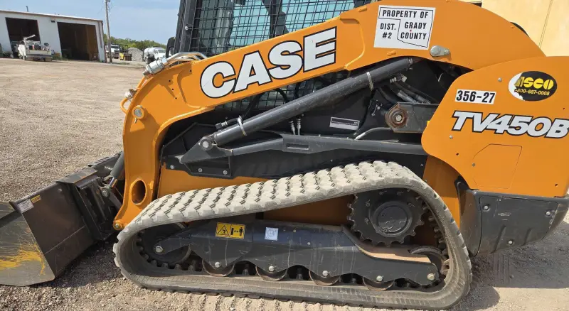 2023 Case TV450B photo 56