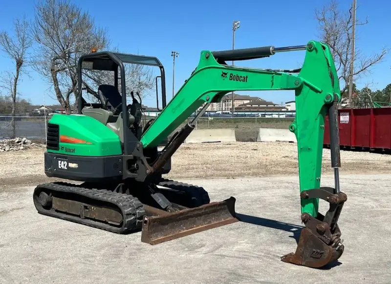 2017 Bobcat E42 photo 2